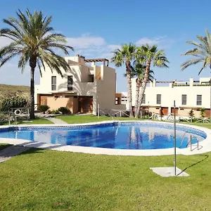  Apartamento Bajo Con Jardín Propio En Valle Del Golf!!