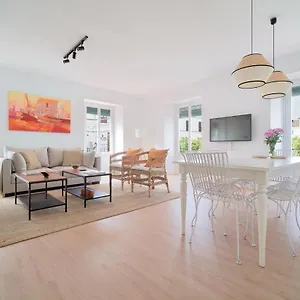 Casa Plaza De Naranjos 8 Personas Сasa de vacaciones Marbella